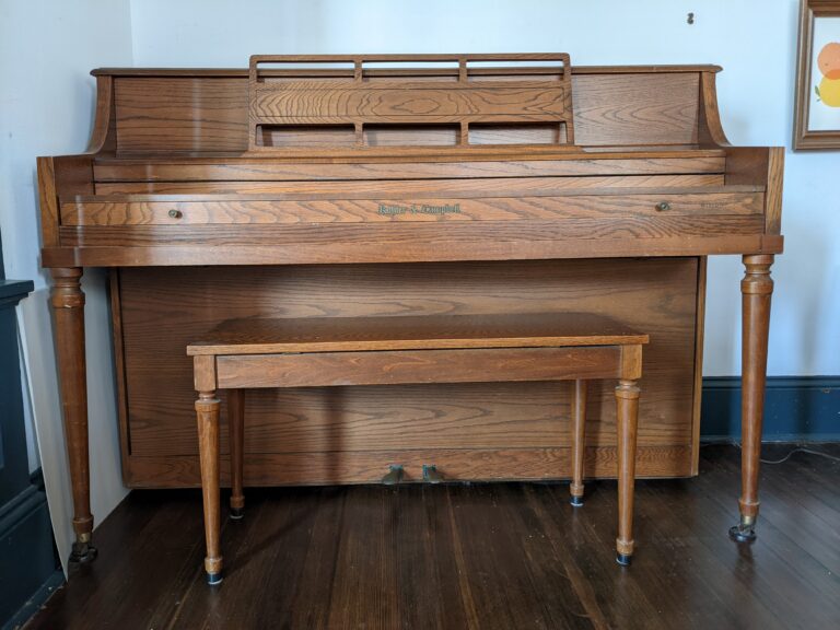 PXL 20220310 185056137 768x576