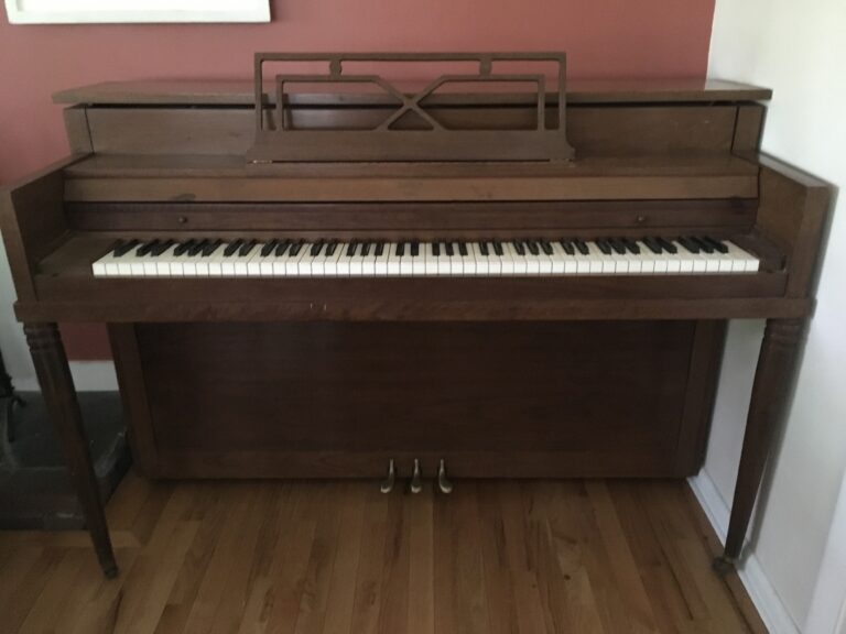 Sohmer piano 768x576