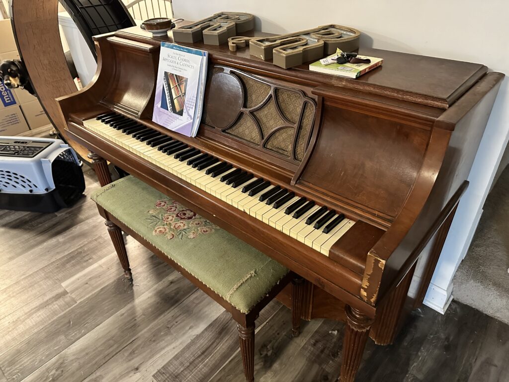 Free Piano in Cortland, Illinois Upright